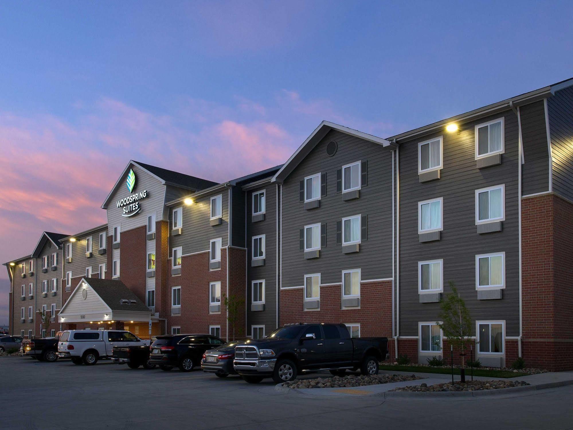 Woodspring Suites Fargo North Near Ndsu Luaran gambar
